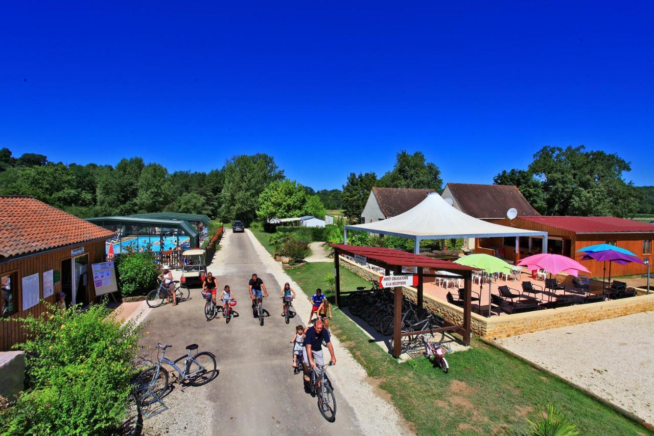 Le Plein Air Des Bories Carsac-Aillac Exterior photo