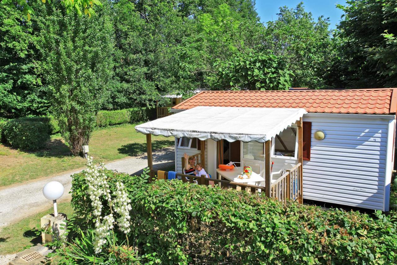 Le Plein Air Des Bories Carsac-Aillac Exterior photo
